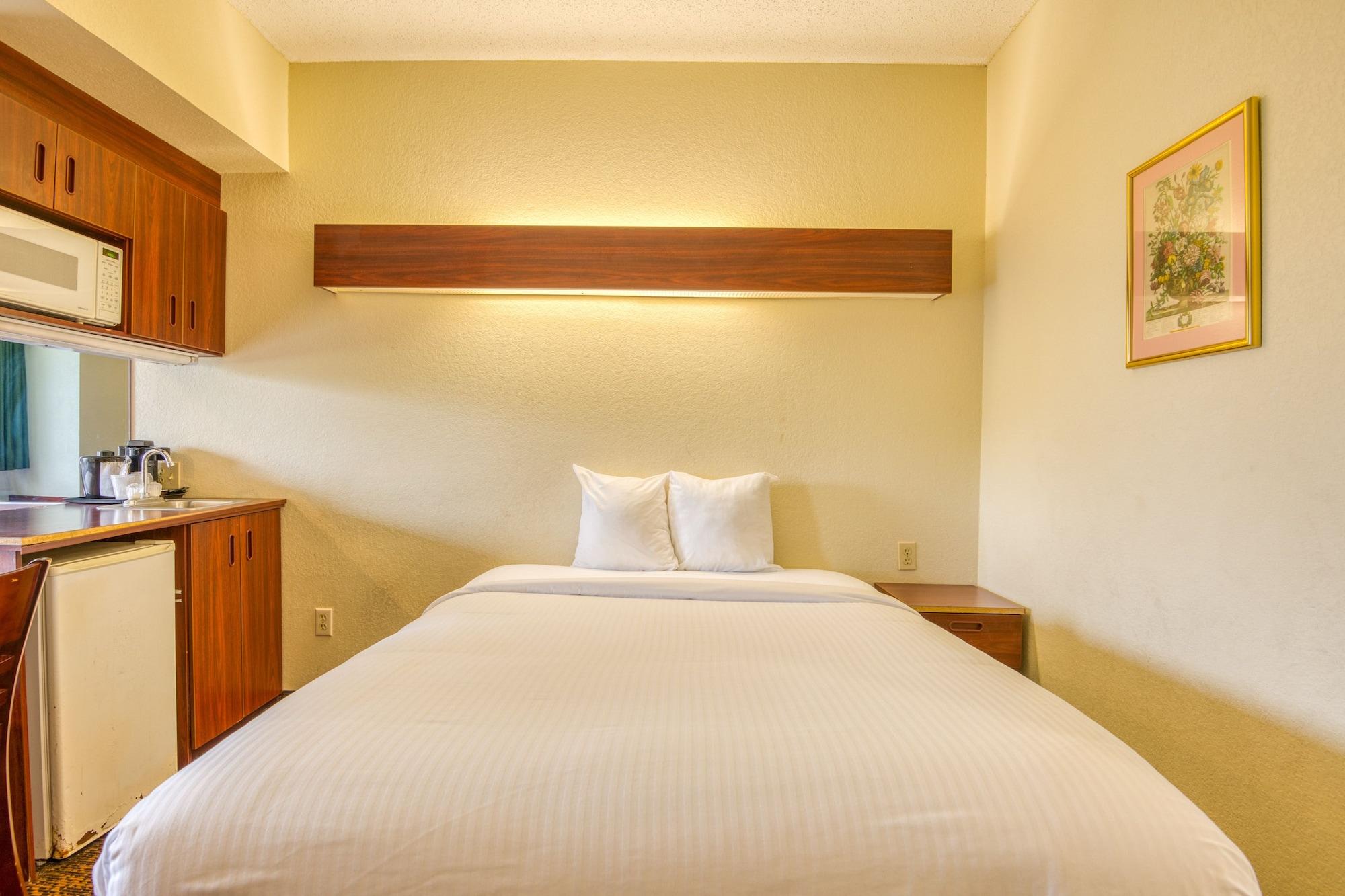 Trident Inn & Suites, Baton Rouge (Adults Only) Prairieville Bagian luar foto